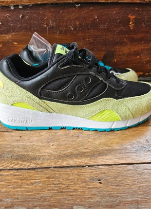 Saucony shadow 6000 taille 42.5, marque: Saucony, état: Neuf avec étiquette, taille: 42,5, 55,00 €, 58,45 € Protection acheteurs (Pro) incluse
