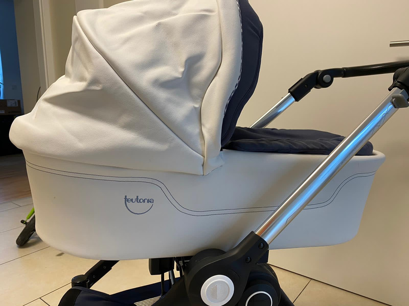 Kinderwagen Teutonia Heritage Kiddy Babyschale