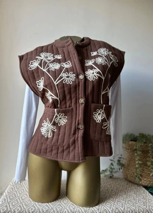 🍫 Superbe gilet matelassé 100 % coton chocolat brodé  – Taille M/L – Neuf, brand: Feelkoo, condizioni: Nuovo senza cartellino, taglia: M / IT 42 / EU 38, €29.00, €31.15 include la Protezione acquisti