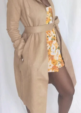 Neuf trench coat avec etiquette veste femme, marque: HF Woman Collection, état: Neuf avec étiquette, taille: L / 40 / 12, 21,00 €, 22,75 € Protection acheteurs incluse