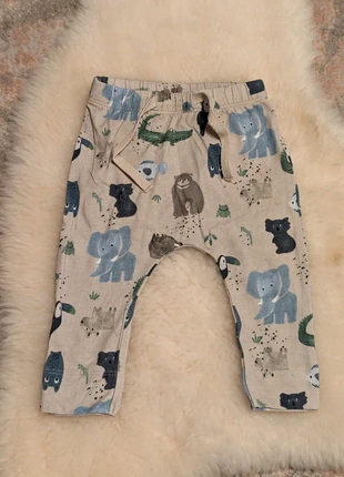 Broekje Name-it maat 62, dierenfiguren, merk: Name It, staat: Heel goed, maat: 3-6 maanden / 62 cm, € 1,50, € 2,28 inclusief Kopersbescherming