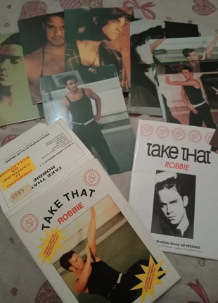 Cartoline 12 Robbie Williams Take That Edizioni Lo Vecchio anni 90, merk: lo vecchio, staat: Heel goed, € 5,00, € 5,95 inclusief Kopersbescherming