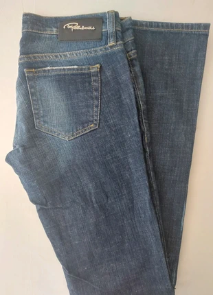 jeans in denim vita bassa a zampa vintage Roberto Cavalli, merk: Roberto Cavalli, staat: Heel goed, maat: M / 38 / 10, € 23,00, € 24,85 inclusief Kopersbescherming