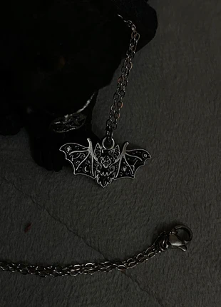 gothic bat necklace, brand: Witch, condizioni: Nuovo con cartellino, €5.50, €6.48 include la Protezione acquisti