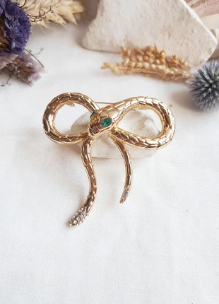 Broche serpent nœud doré, marke: Tendance, zustand: Sehr gut, 9,00 €, 10,15 € beinhaltet Vinted-Käuferschutz Pro