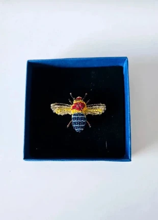 Broche d’abeille à bandes bleues - Trovelore - Neuve, marke: Trovelore, zustand: Neu, mit Etikett, 59,00 €, 62,65 € beinhaltet Vinted-Käuferschutz Pro