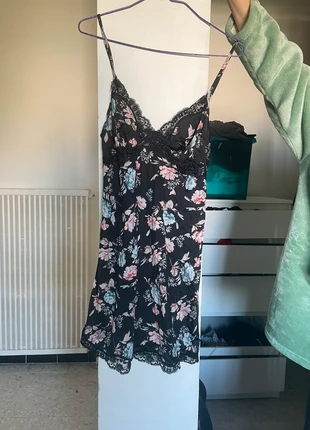 nuisette fleur dentelle, marque: Lingerie Land, état: Très bon état, taille: S / 36 / 8, 4,00 €, 4,90 € Protection acheteurs incluse