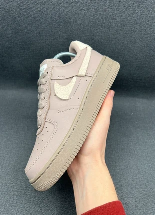 Nike Air Force 1 Low LXX gris taupe 37.5 cuir daim (is2149), brand: Nike, condition: Very good, size: 37.5, €55.00, €58.45 includes Buyer Protection Pro