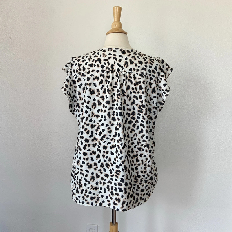 White Animal Print Ruffle Short Sleeve V-Neck Chiffon Blouse 4