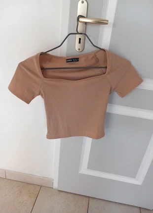 T short fille, merk: Shein, staat: Heel goed, maat: XS, € 1,00, € 1,75 inclusief Kopersbescherming