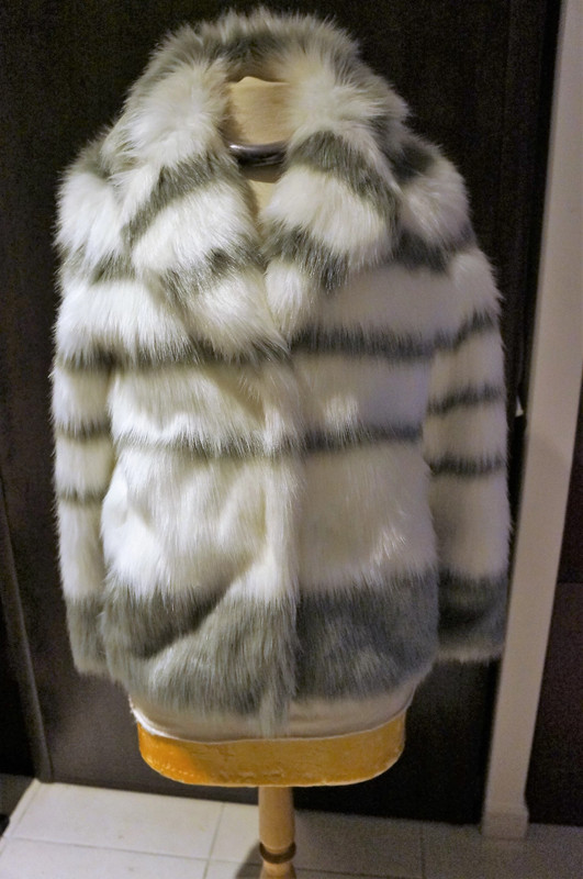 Veste fausse outlet fourrure
