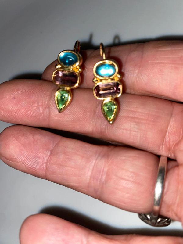 Vintage premiere designs goldtone metal pierced earrings blue purple green cabochon 2