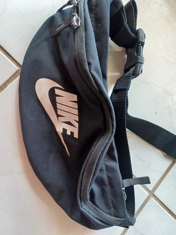 Banane Nike Vinted