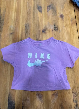 T-shirt Nike 4-5 ans, marke: Nike, zustand: Gut, größe: 5 Jahre / 110, 2,00 €, 2,80 € inklusive Vinted-Käuferschutz