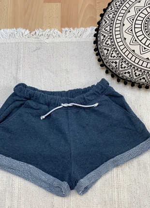 Short fluide bleu avec cordon - XS - H&M , marke: H&M, zustand: Sehr gut, größe: XS / 34 / 6, 5,00 €, 5,95 € inklusive Vinted-Käuferschutz