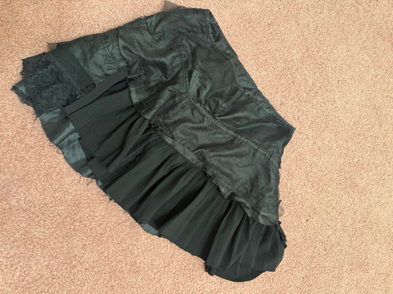 New black short skirt goth emo y2k ruffle pleated Japan 5