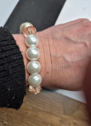 Bracelet élastique cristaux et perles synthétiques, marque: Vintage Dressing, état: Neuf sans étiquette, 4,00 €, 4,90 € Protection acheteurs incluse