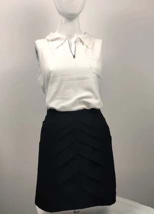 Jupe noire Skunkfunk – Taille 38 – Détails en chevrons structurés, marque: Skunkfunk, état: Très bon état, taille: M / 38 / 10, 34,90 €, 37,35 € Protection acheteurs incluse