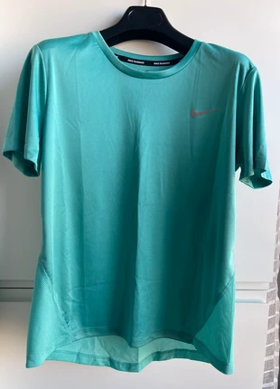 Maglia Nike / maglia Nike dri-fit, marque: Nike, état: Neuf sans étiquette, taille: S / 36 / 8, 13,00 €, 14,35 € Protection acheteurs incluse