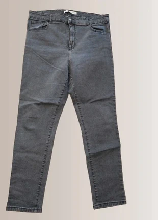 Jean femme Monoprix denim taille 46 - noir délavé ou gris anthracite, merk: Monoprix, staat: Goed, maat: XXXL / 46 / 18, € 10,00, € 11,20 inclusief Kopersbescherming