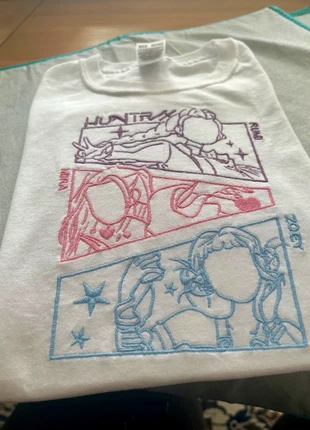 T-shirt enfant kpop démon hunters, zustand: Neu, größe: 5 Jahre / 110, 22,00 €, 23,80 € beinhaltet Vinted-Käuferschutz Pro