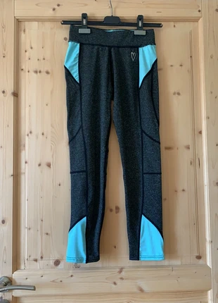 Vêtement de sport , brand: ActiveFit, condition: Very good, size: 10 years / 140 cm, €3.00, €3.85 includes Buyer Protection