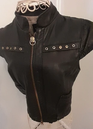 Magnifique veste doublée noir cuir marque kor@ kor, merk: Kor kor, staat: Heel goed, maat: S / 36 / 8, € 28,00, € 30,10 inclusief Kopersbescherming