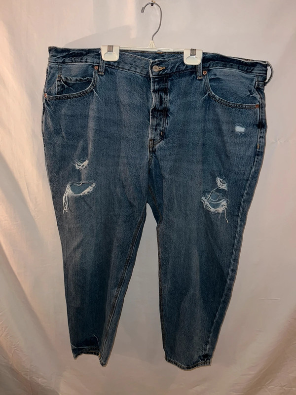 Ladies sz 18 Old Navy Slouchy Taper ripped denim jeans 1