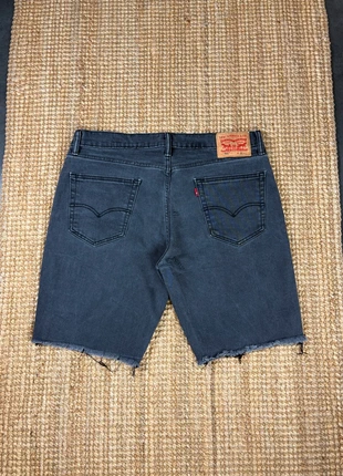 Short en Jean Noir Levi’s 511 Taille 36, merk: Levi's, staat: Heel goed, maat: W36 | FR 46, € 15,00, € 16,45 inclusief Kopersbescherming Pro