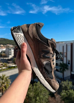 New Balance 2002r marron noire (45), marca: New Balance, estado: Bom, tamanho: 45, €35.00, €37.45 inclui Proteção do Comprador