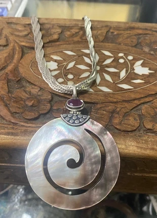 Handgefertigte Amazigh-Halskette aus Silber – marokkanisches Erbe, marke: Silber, zustand: Neu, 130,00 €, 137,20 € inklusive Vinted-Käuferschutz