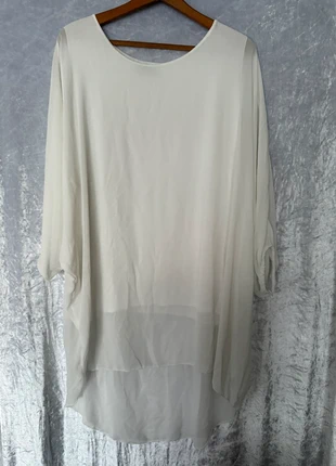 Tuniek Italiaans 52/54 wit, merk: Made In Italy, staat: Heel goed, maat: 6XL / 52 / 24, € 7,50, € 8,58 inclusief Kopersbescherming
