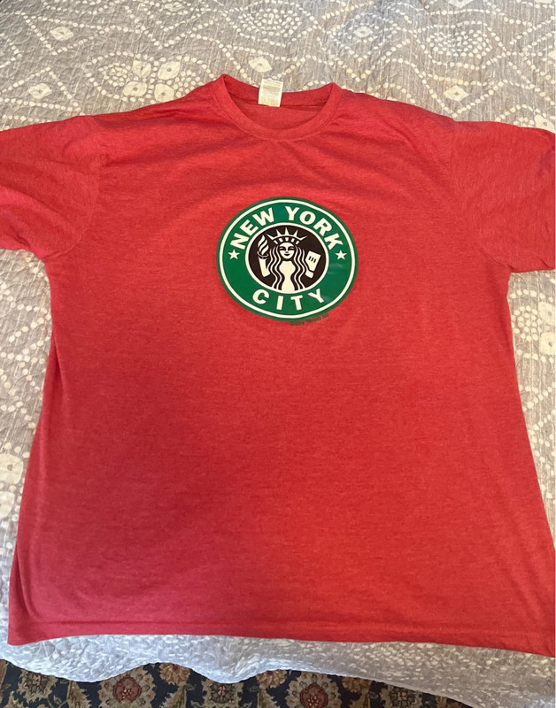 pink NY Starbucks Siren t-shirt 1