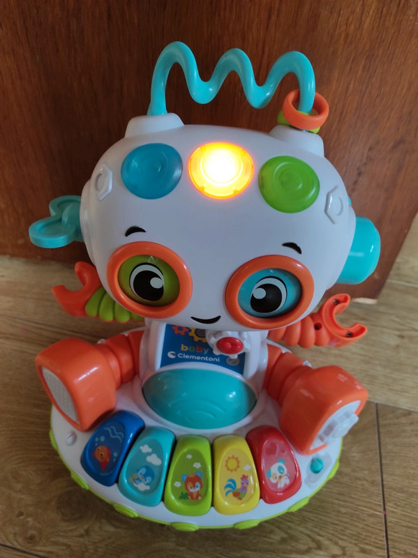 Baby Robot – Clementoni ES