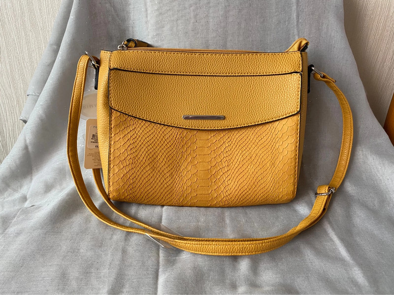 Primark mustard sale bag