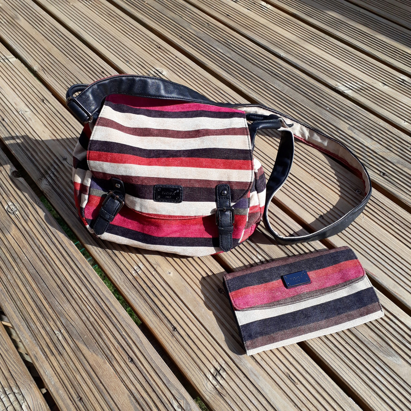 Sac a main et portefeuille assorti cheap