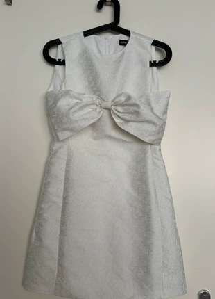 Cute white ribbon dress, marca: Sister Jane, estado: Nuevo sin etiquetas, tamaño: S / 36 / 8, 30,00 €, 32,20 € Protección al comprador incluida