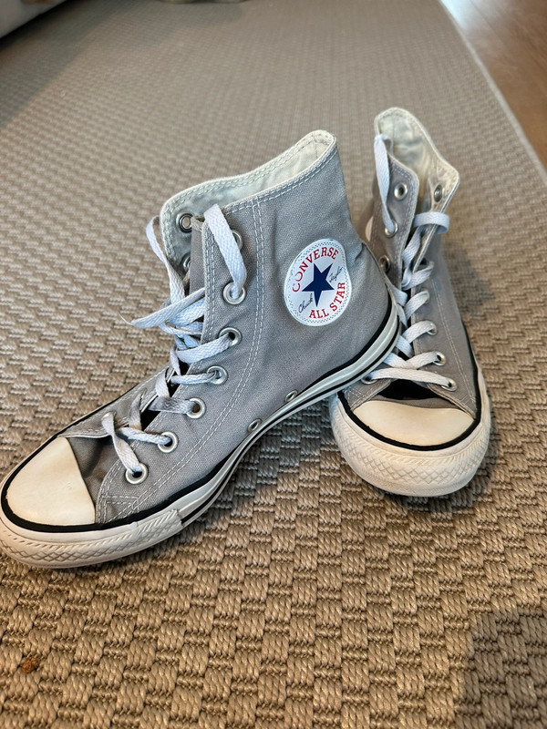 Converse grise clearance