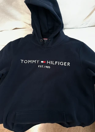 Sudadera Tommy Hilfiger Azul, marca: Local, estado: Muy bueno, tamaño: L, 25,00 €, 26,25 € Protección al comprador incluida
