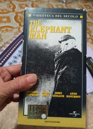 The elephant man VHS di David Lynch, zustand: Sehr gut, 3,50 €, 4,38 € inklusive Vinted-Käuferschutz