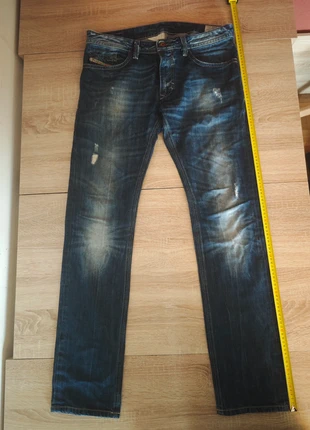 Jean slim troué délavé, brand: Diesel, condition: Very good, size: XL, €29.00, €31.15 includes Buyer Protection