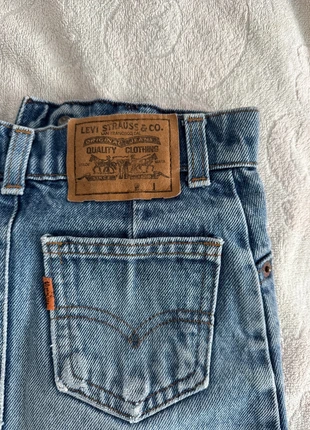 Jupe Levi’s, marque: Levi's, état: Bon état, taille: 3 ans / 98 cm, 3,00 €, 3,85 € Protection acheteurs incluse