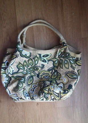 Sac souple fleurie forme boule, marque: Mim, état: Très bon état, 7,00 €, 8,05 € Protection acheteurs incluse