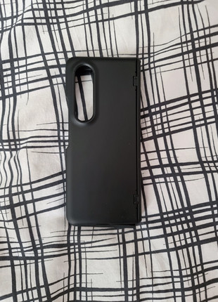 Obrázek k inzerátu: Originální pouzdro Spigen na Samsung Fold 4