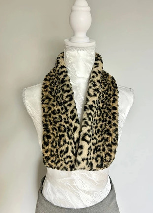 Écharpe polaire léopard – chaude & douce, condizioni: Buone, €5.50, €6.48 include la Protezione acquisti