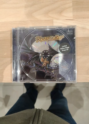 Rhapsody Emerald Sword shape-cd, état: Très bon état, 25,00 €, 26,95 € Protection acheteurs incluse