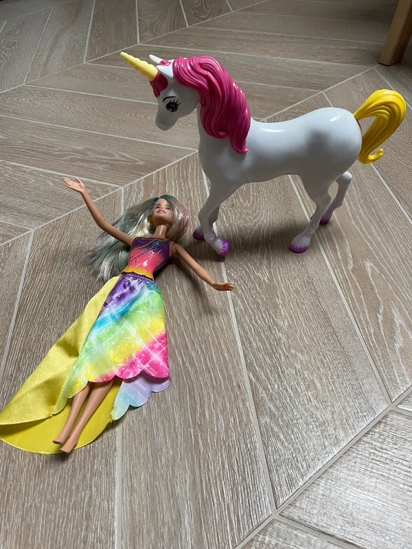 Licorne Barbie