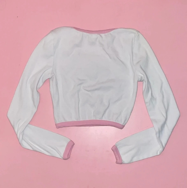 Aliexpress “Sure” Cat Embroidered Long Sleeve Contrast Crop Top 2