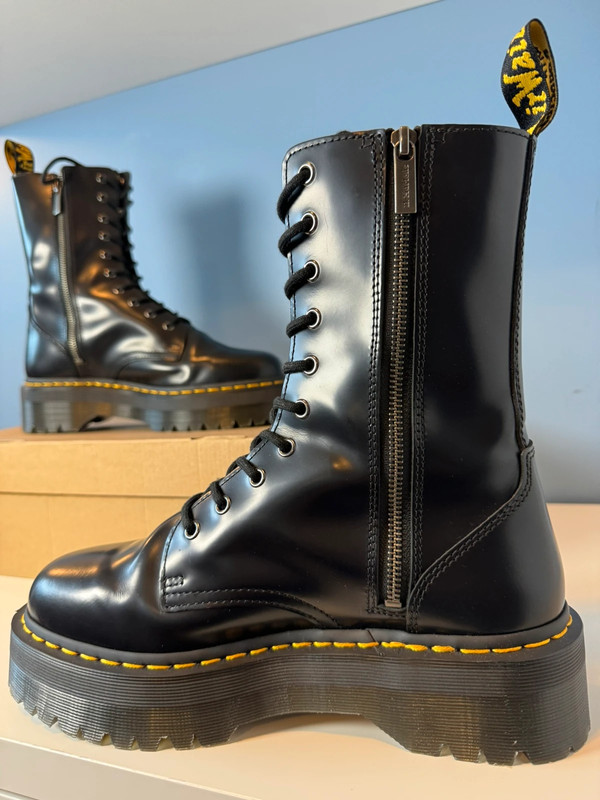 Botki Glany Dr. Martens r.43 nowe w kartonie | Vinted