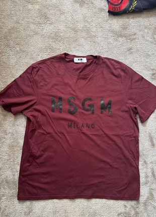 MSGM T-shirt, marca: MSGM, estado: Muy bueno, tamaño: XL, 30,00 €, 32,20 € Protección al comprador incluida